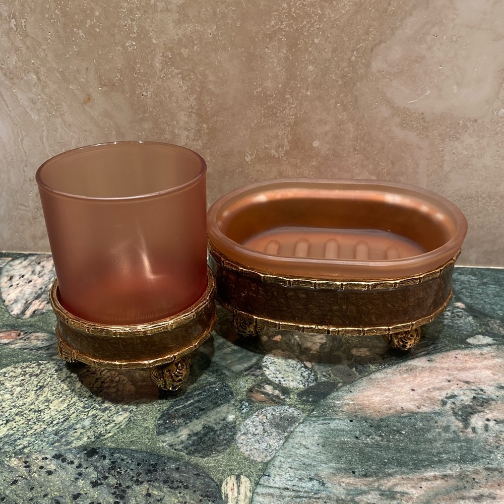 Mike and Ally Ming Soap Dish and Tumbler